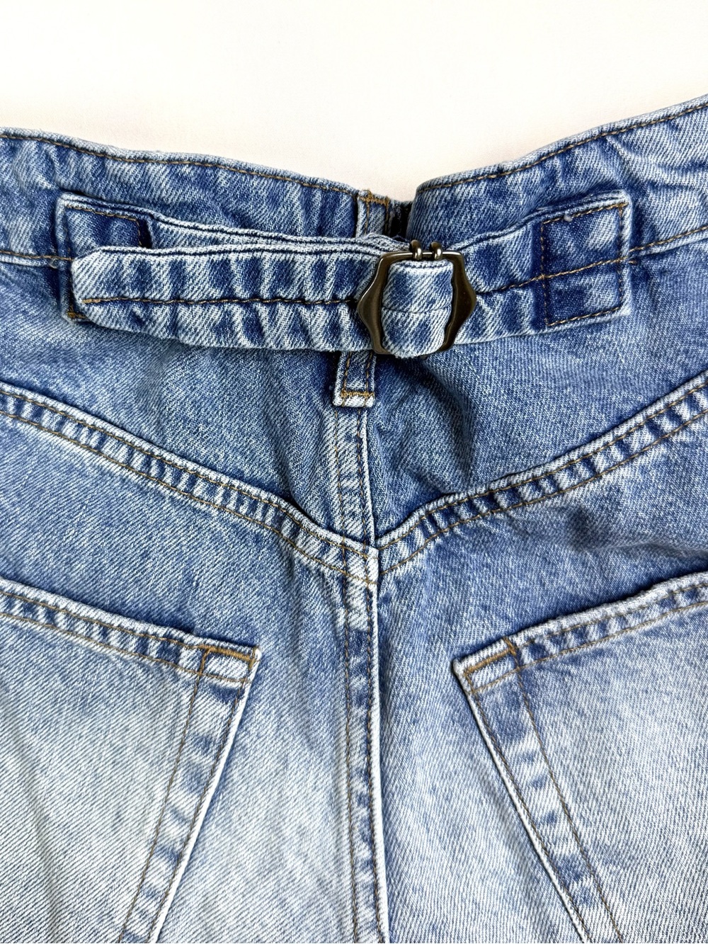 BDG Urban‎ Outfitters High Rise Y2K Denim Shorts W26 Medium Wash 100% Cotton - Picture 5 of 11